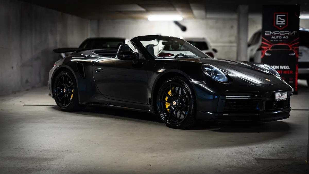 911 Turbo S Cabriolet offen, weitere Perspektive